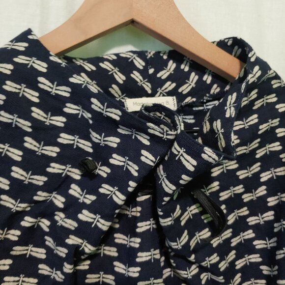 made by lisa b. shirt womens Medium mock neck woven top Blue w/ cream dragonfly - Picture 4 of 5
